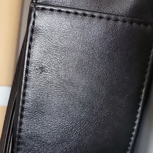 FRYE AND CO. BLACK CROSSBODY PURSE - Picture 8 of 11